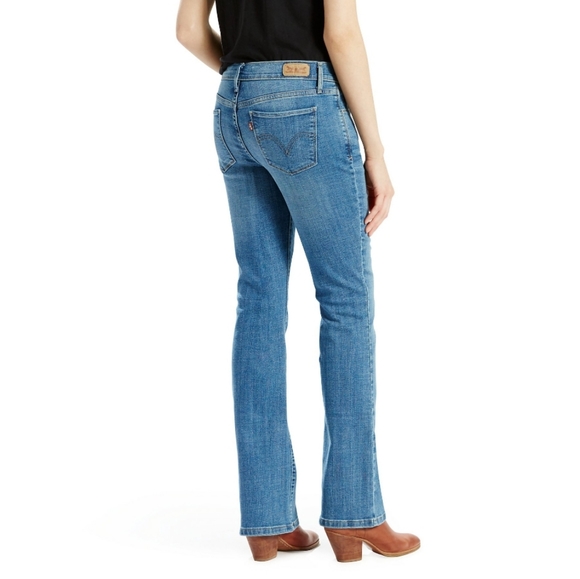 Levi's 515 Bootcut Jeans - Picture 12 of 14